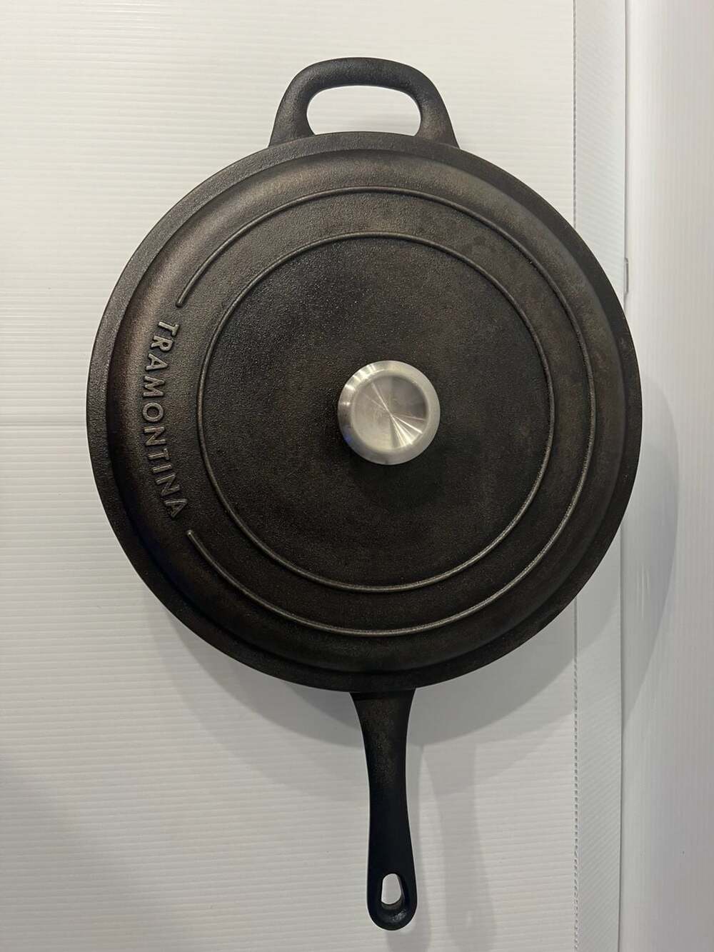 Tramontina, 12.5" Durable Versatile Heavy-Duty Oven-Safe Cast Iron Skillet w Lid